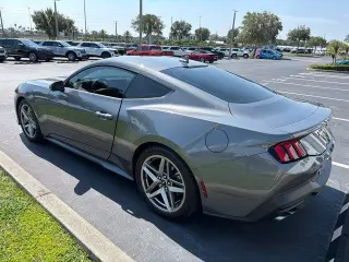 Ford Mustang 2024 EcoBoost 2 puertas Fastback