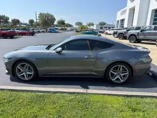 Ford Mustang 2024 EcoBoost 2 puertas Fastback