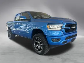 Ram 1500 2020 4x2 Laramie Crew Cab de 4 puertas y caja corta de 5.6 pies