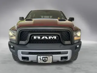 Ram 1500 2018 4x4 Rebel 4 puertas Crew Cab batea corta de 5.5 pies