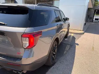 Ford Explorer 2022 AWD ST SUV de 4 puertas