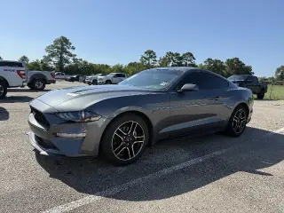 Ford Mustang 2023 EcoBoost Premium Fastback de 2 puertas