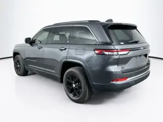 Jeep Grand Cherokee 2022 4x2 Limited SUV de 4 puertas (lanzamiento de mitad de año)