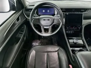Jeep Grand Cherokee 2022 4x2 Limited SUV de 4 puertas (lanzamiento de mitad de año)