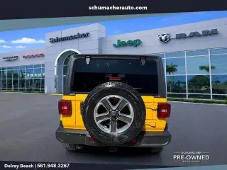 Jeep Wrangler Unlimited 2021 4x4 Sahara 4 puertas SUV