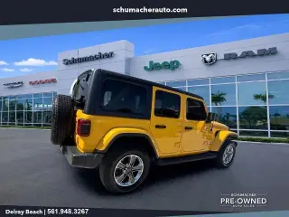 Jeep Wrangler Unlimited 2021 4x4 Sahara 4 puertas SUV