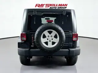 Jeep Wrangler Unlimited 2015 4x4 Sport SUV de 4 puertas