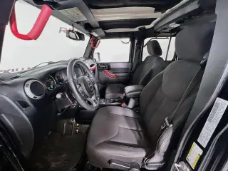 Jeep Wrangler Unlimited 2015 4x4 Sport SUV de 4 puertas