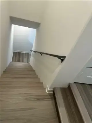 PS hardwood floors