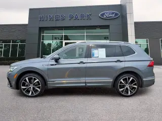 Volkswagen Tiguan 2022 AWD SEL R-Line 4Motion 4p SUV