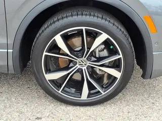 Volkswagen Tiguan 2022 AWD SEL R-Line 4Motion 4p SUV