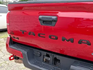 Toyota Tacoma 2025 4x4 TRD Sport HV 4p Doble Cabina 5.0 ft CB