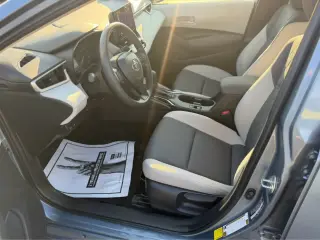 Toyota Corolla Hybrid 2023 AWD LE 4p Sedán