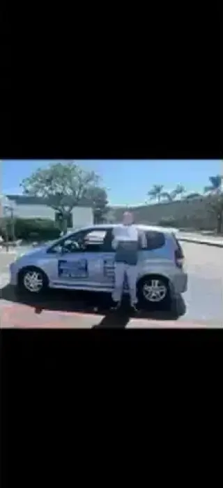 COMMUNITY  DRIVING SCHOOL