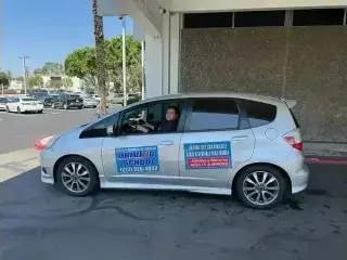 COMMUNITY  DRIVING SCHOOL