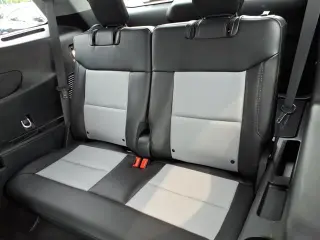 Ford Explorer 2024 AWD XLT SUV 4 puertas