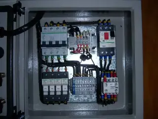 Reparación bombas tableros hid