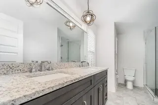 3 dormitorios y 2.5 baños