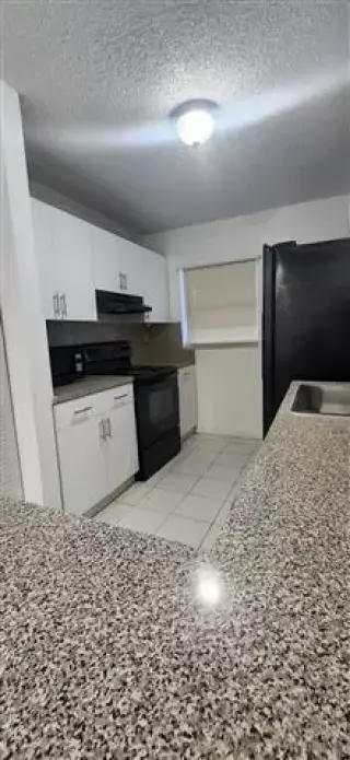 Kendall first Floor For Rent