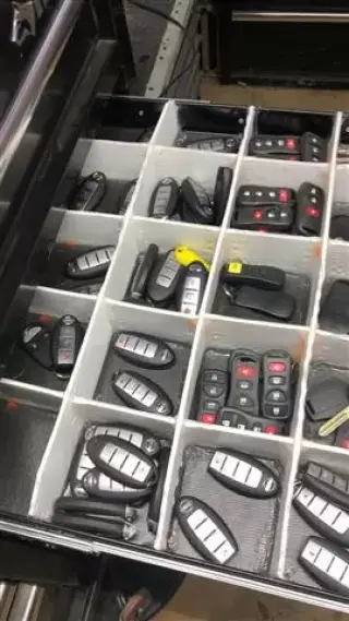 Necesita llave para tu carro ?