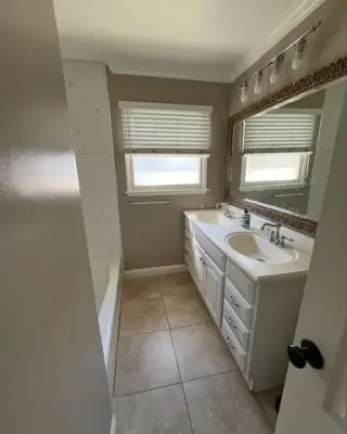 Your dream house awaits you!!!