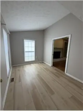 Propiedad en alquiler con 4 habitaciones y 3 baños en Florence