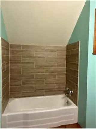 Propiedad en alquiler con 4 dormitorios y 2 baños en Steubenville