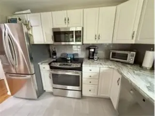 Propiedad de alquiler de 2 habitaciones y 2.5 baños en Plymouth