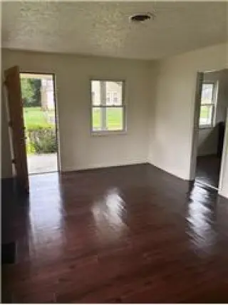 Propiedad en alquiler con 2 dormitorios y 1 baño en Cincinnati