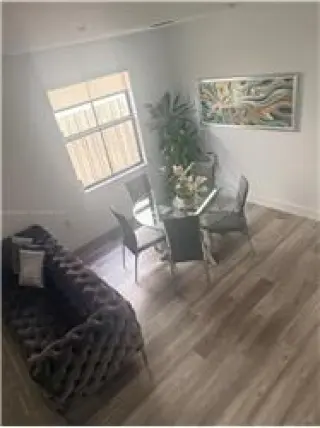 Propiedad de alquiler de 4 habitaciones y 3 baños en Doral
