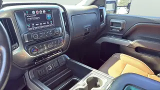 Chevrolet Silverado 1500 2017 4x4 LT 4dr Crew Cab 5.8 ft. SB