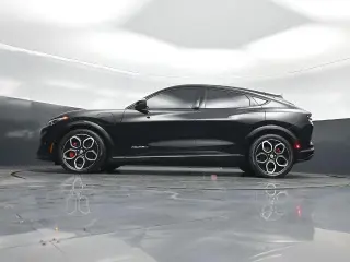 Ford Mustang Mach-E 2023 AWD GT 4p SUV