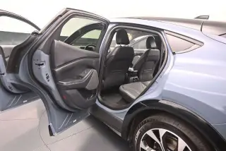 Ford Mustang Mach-E 2023 Premium 4p SUV