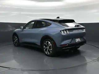 Ford Mustang Mach-E 2023 Premium 4p SUV