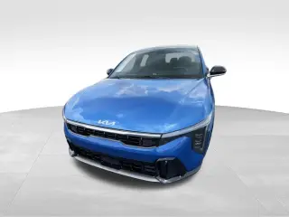 Sedán de 4 puertas Kia K4 GT-Line 2025