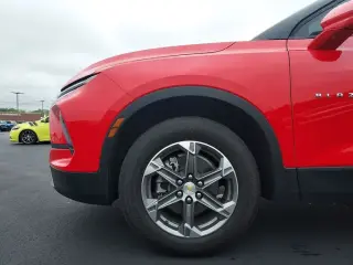 Chevrolet Blazer 2023 LT 4dr SUV con 2LT