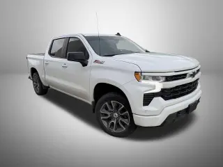 Chevrolet Silverado 1500 2024 4x4 RST 4 puertas Crew Cab Caja Corta de 5.8 pies