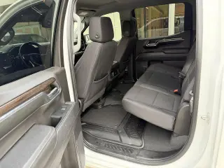 Chevrolet Silverado 1500 2024 4x4 RST 4 puertas Crew Cab Caja Corta de 5.8 pies