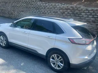 Ford Edge 2017 SEL Crossover de 4 puertas