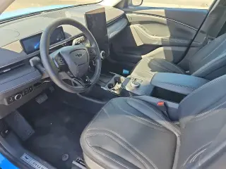 Ford Mustang Mach-E 2023 Premium SUV de 4 puertas