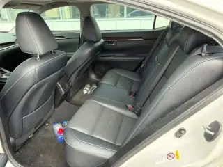 Sedán de 4 puertas Lexus ES 350 2017