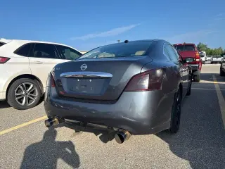 Nissan Maxima 2010 3.5 SV Sedán de 4 puertas