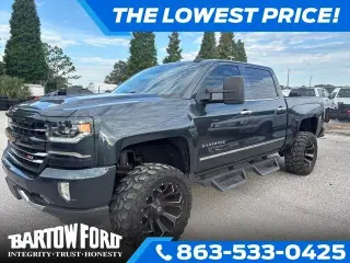 Chevrolet Silverado 1500 2017 4x4 LTZ Cabina Doble de 4 puertas y caja corta de 5.8 pies