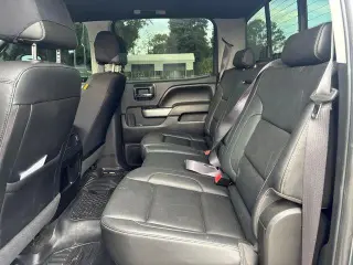 Chevrolet Silverado 1500 2017 4x4 LTZ Cabina Doble de 4 puertas y caja corta de 5.8 pies