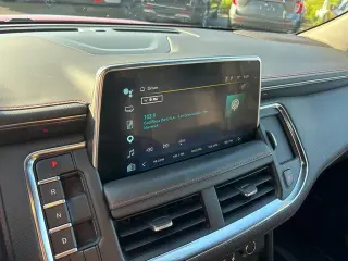 Chevrolet Suburban 2022 4x4 RST SUV de 4 puertas