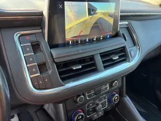 Chevrolet Suburban 2022 4x4 RST SUV de 4 puertas