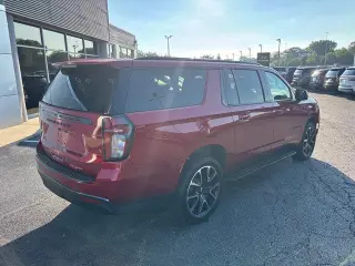 Chevrolet Suburban 2022 4x4 RST SUV de 4 puertas