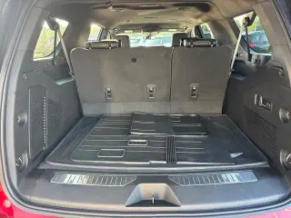 Chevrolet Suburban 2022 4x4 RST SUV de 4 puertas