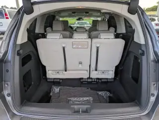 Honda Odyssey 2025 Touring Miniván de 4 puertas