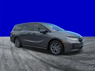 Honda Odyssey 2025 Touring Miniván de 4 puertas